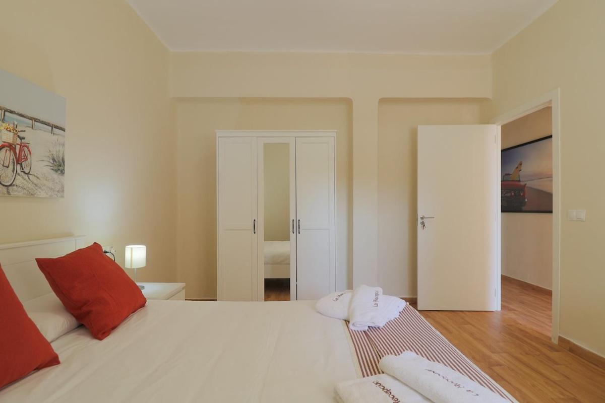 C102 - Huge And Stylish 5 Bedroom By The Center Málaga Eksteriør bilde